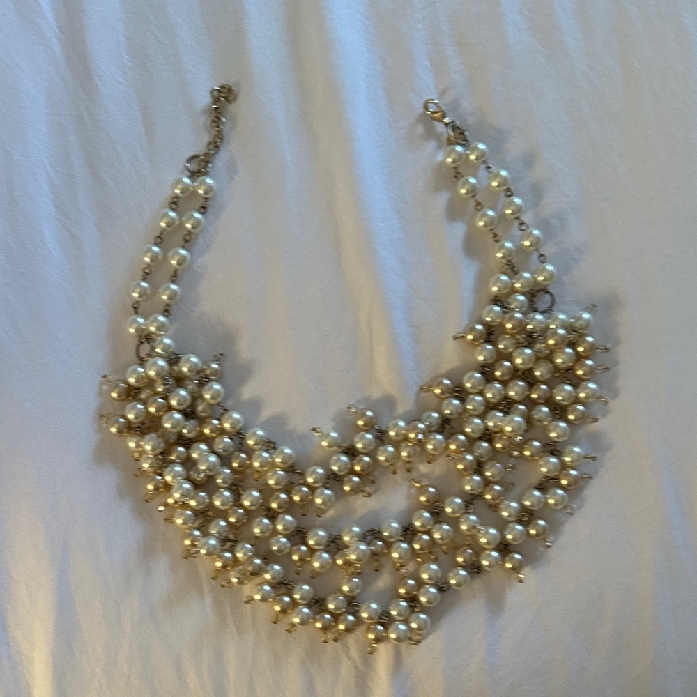 Stella & Dot Gold Pearl Necklace